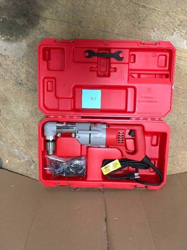 Milwaukee 3107-6 12 Corded Right Angle Drill in like New working conditions