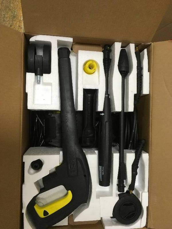 Karcher K 3.000 Follow Me Electric Pressure Washerin working conditions