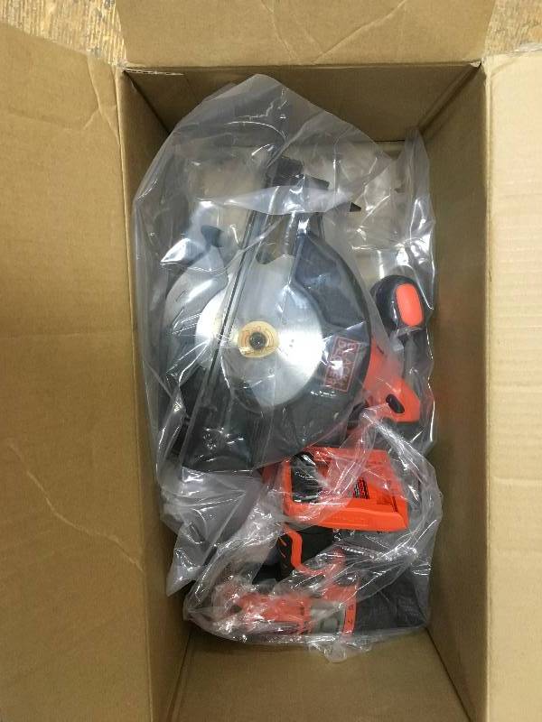 Black & Decker BDCD220CS 20V Lithium-Ion Cordless DrillDriver in like New working conditions
