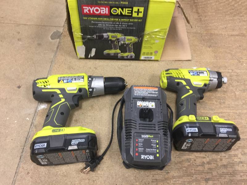 Ryobi One 18V Lithium-Ion DrillDriver  & Impact Driver Kit in working conditions