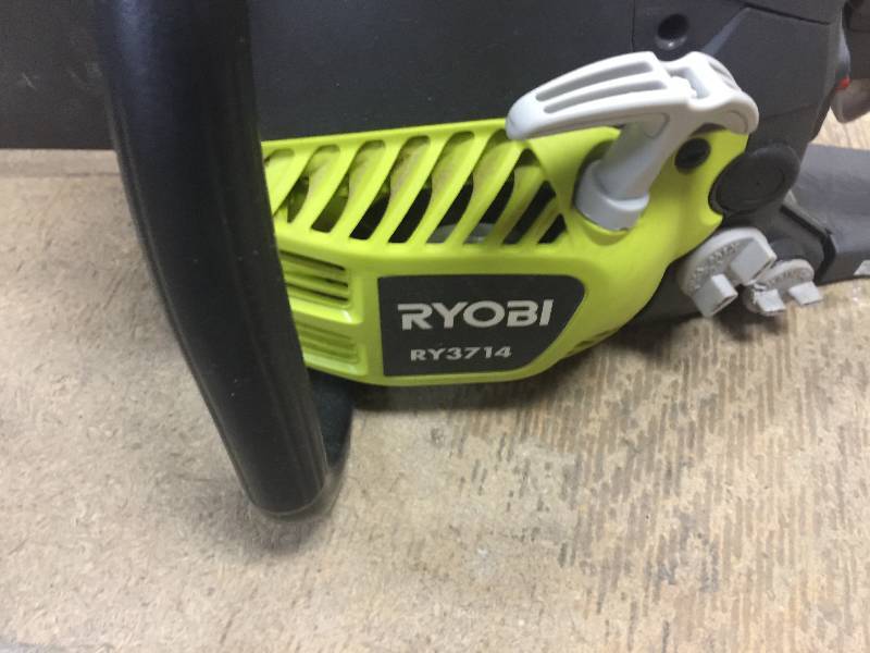 Ryobi 14 in. Chainsaw in working conditions