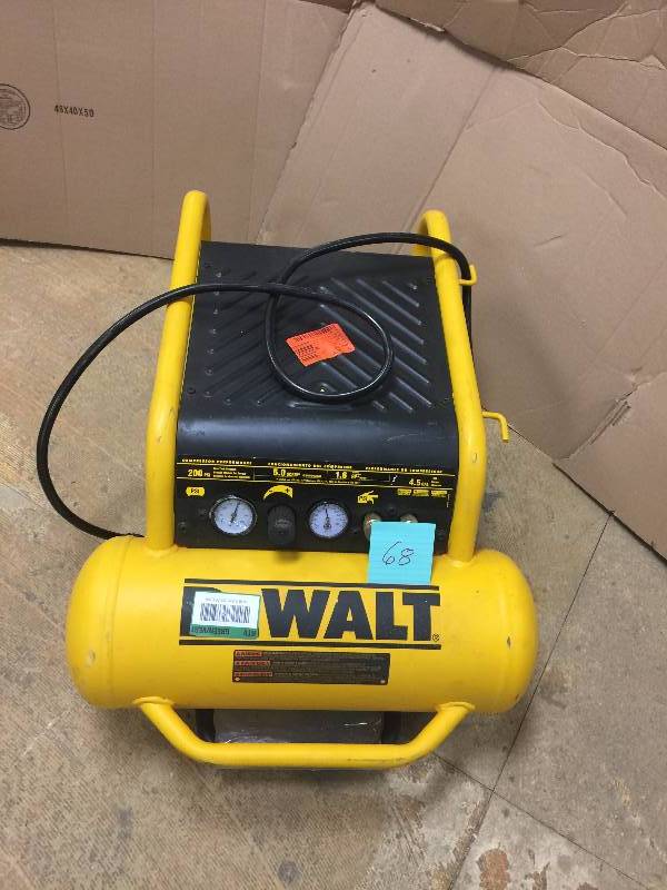 DEWALT 4.5 Gal. Portable Electric Air Compressor in Working conditions