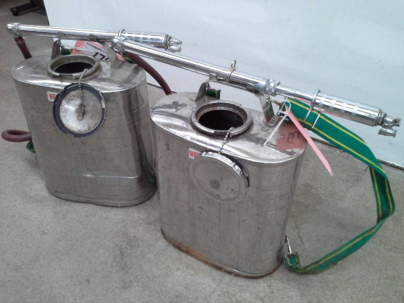 lot 770 image: (2) Smith Indian Fire Pumps