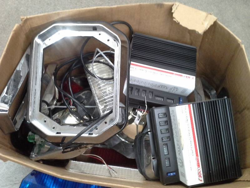 lot 783 image: Strobe Lights Lot