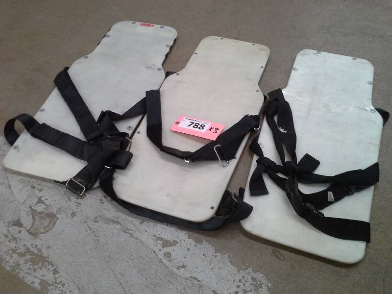 lot 788 image: Zephyr Stand