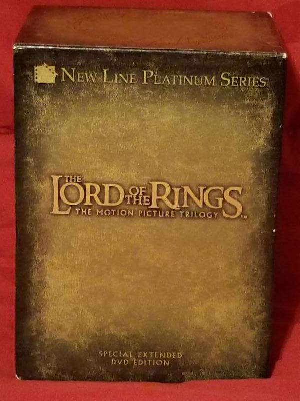 lot 39 image: Lord of the Rings DVD colection