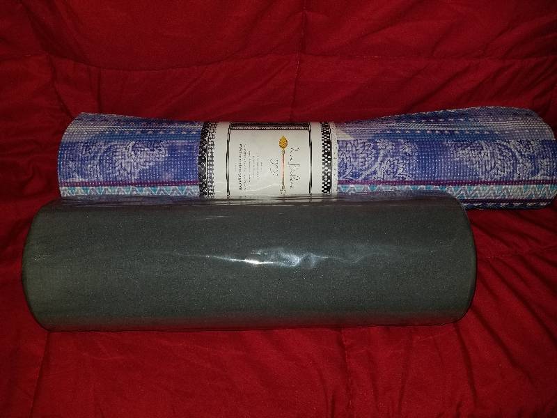 lot 14 image: Yoga Mat