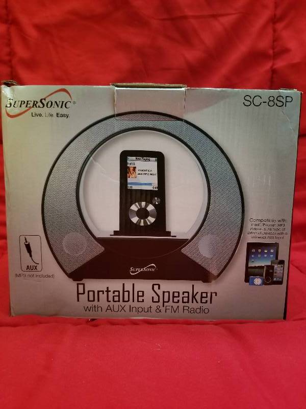 lot 10 image: Portable Speaker