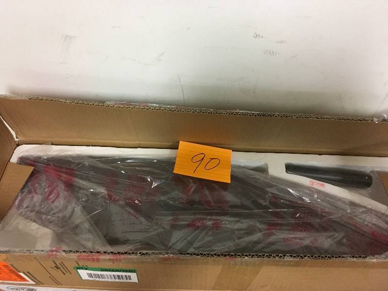 lot 90 image: Hampton Bay Floretinee IV 6 in. Ceiling Fan open box never used