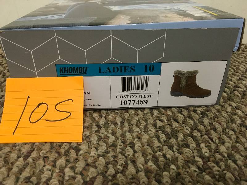 lot 105 image: Womens Khombu Lisa Thermolite All Terrain Suede & Faux Fur Boots - Size 10 open box never used