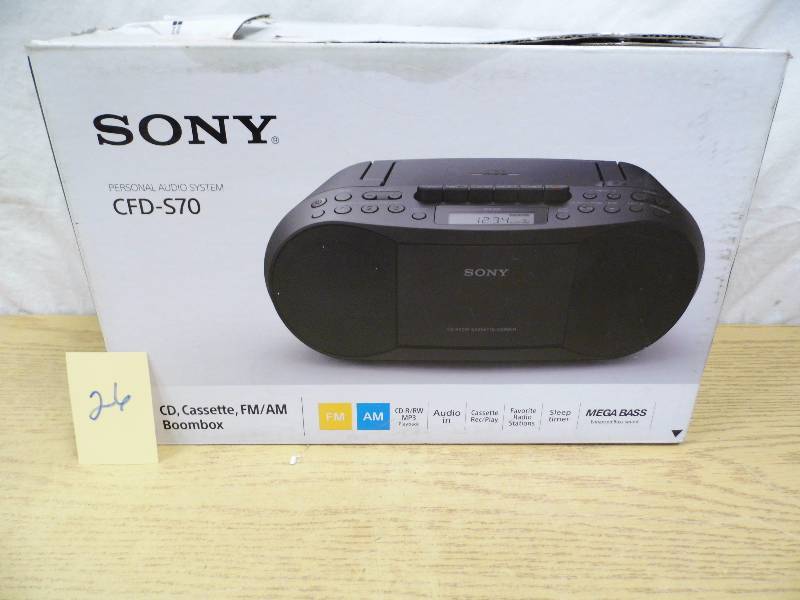 lot 26 image: Sony Boombox