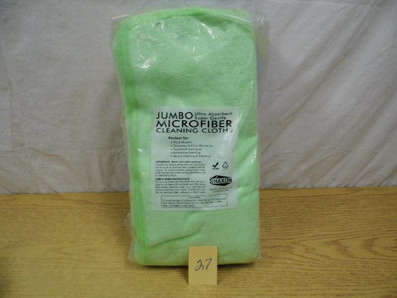 lot 27 image: Jumbo Microfiber Cloths