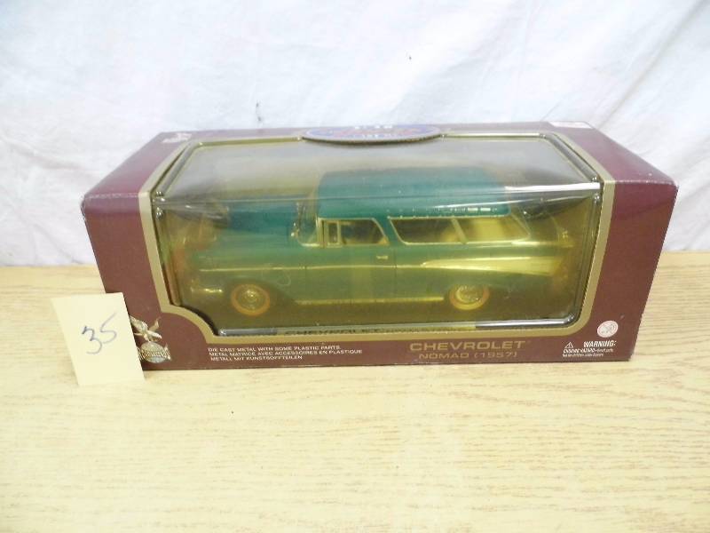 lot 35 image: Die Cast Chevy Nomad