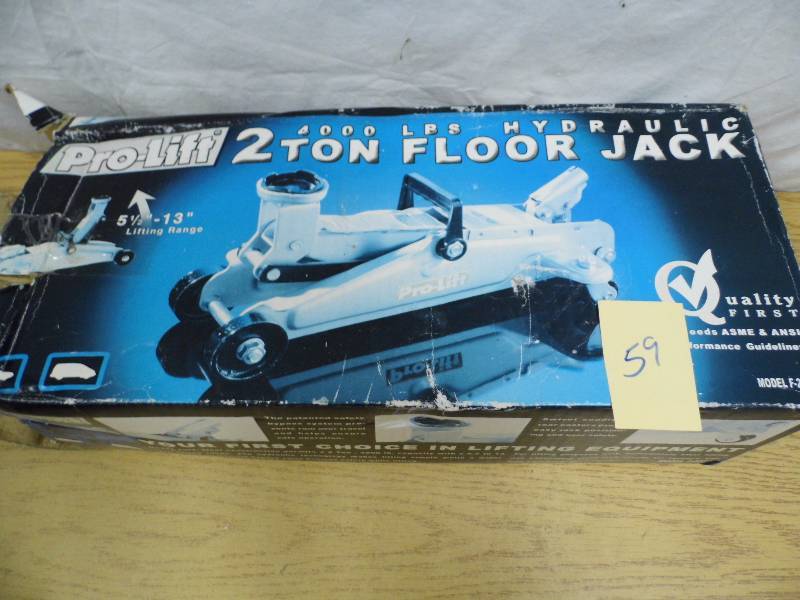 lot 59 image: Pro Lift 2 Ton Jack