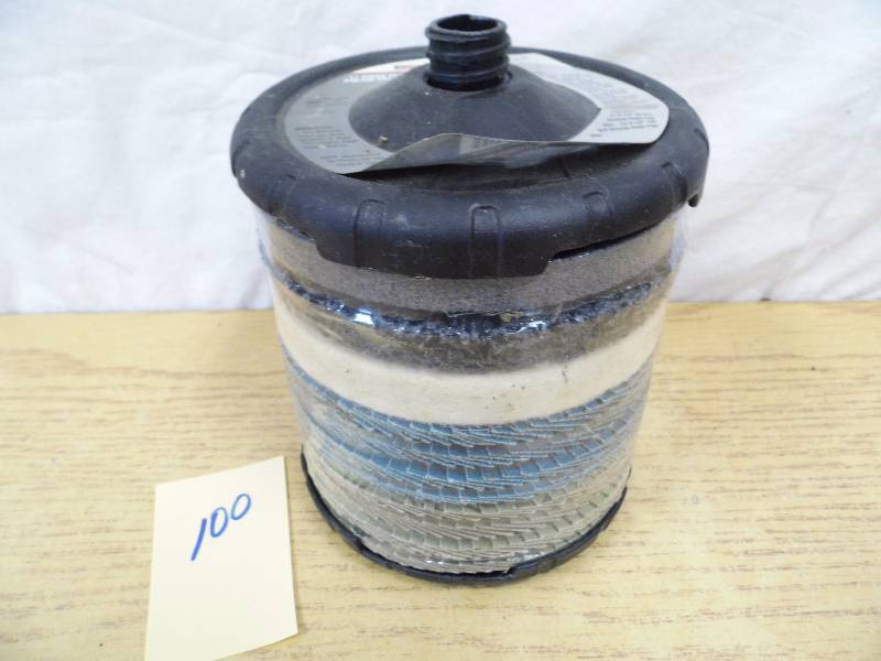 lot 100 image: Flap & Polish Set