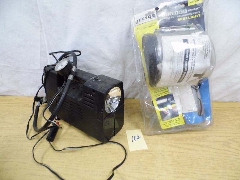 lot 102 image: Spotlight - Air Pump
