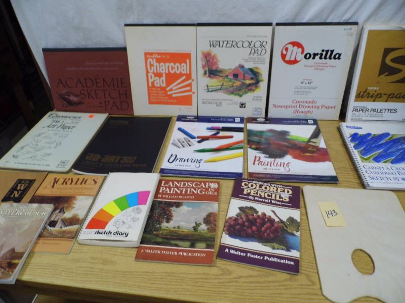 lot 143 image: Art Books  Pads