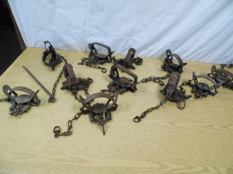 lot 154 image: Small Game Traps