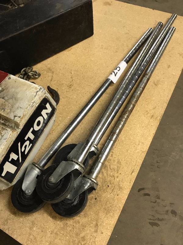 METRO RACK WHEELED UPRIGHTS