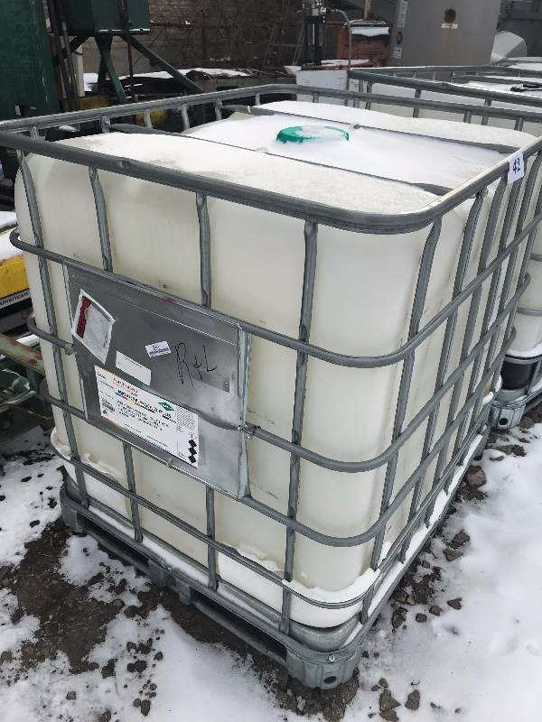 POLY FLUID TANK