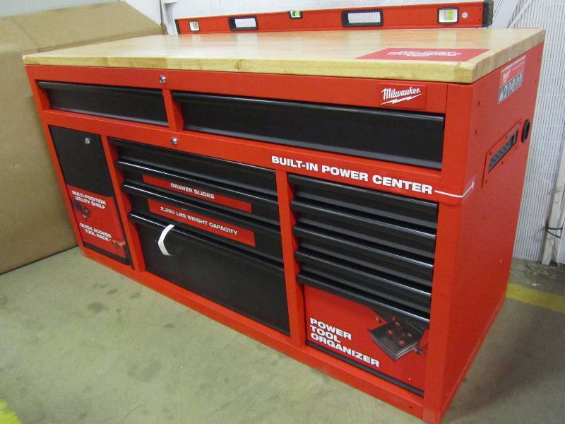 Milwaukee 60.125 in. 11-Drawer and 1-Door 22 in. D Mobile Workbench ...