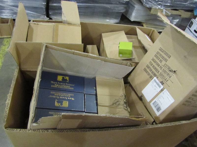 lot 60 image: Pallet of Collectibles