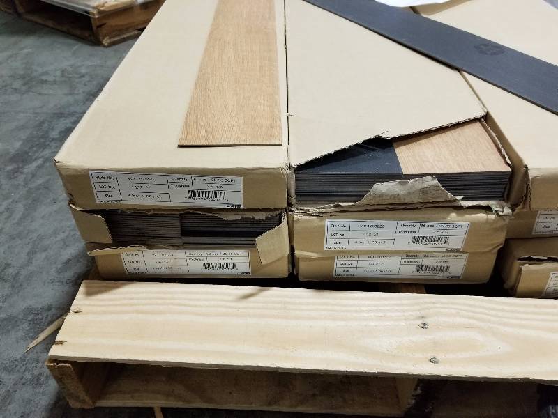 lot 123 image: Lot of (5) Boxes of 4x36in. Flooring