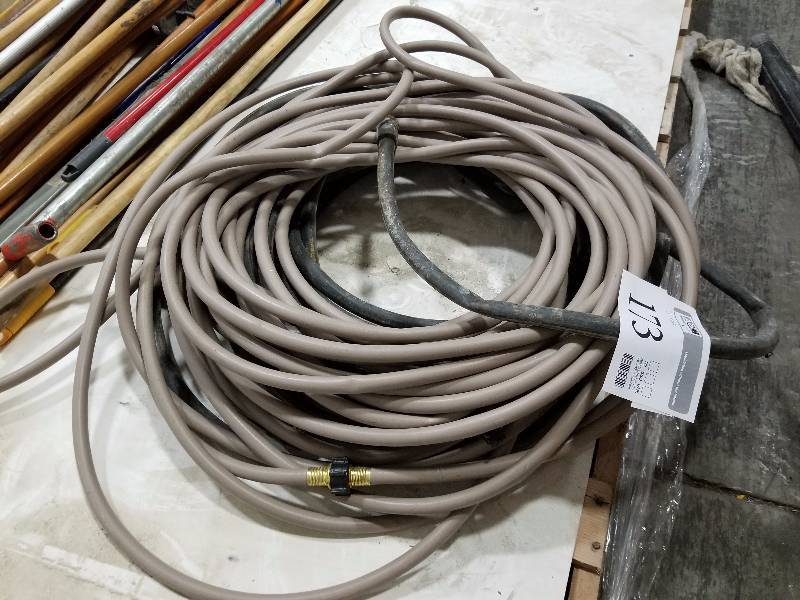 lot 173 image: Lot of (2) Garden Hoses
