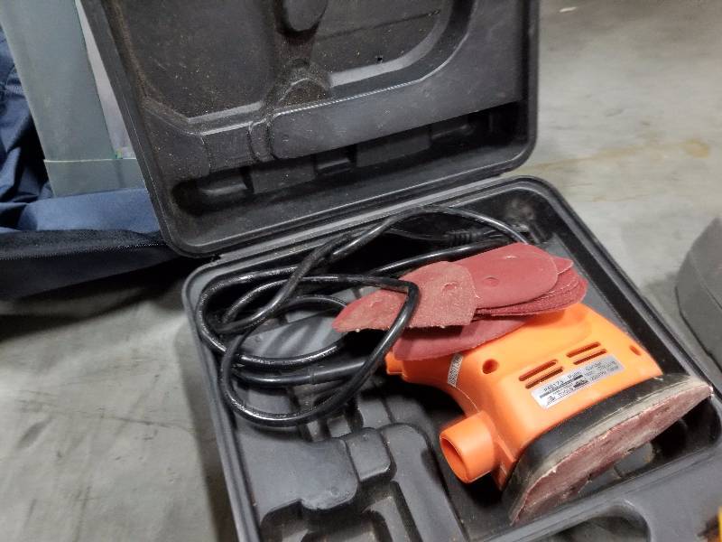 lot 16 image: Harbor Freight Tools Palm Sander w Case