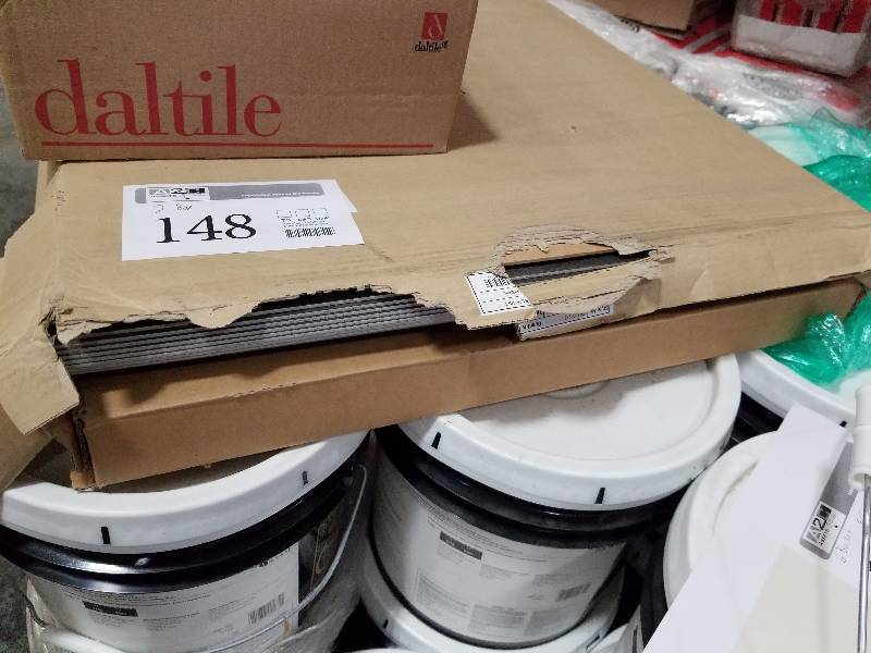 lot 148 image: Lot of (2) Boxes of 24x24in. Tile