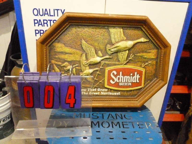 SnS Auctions # 297 Sporting goods, Beers signs & Misc.