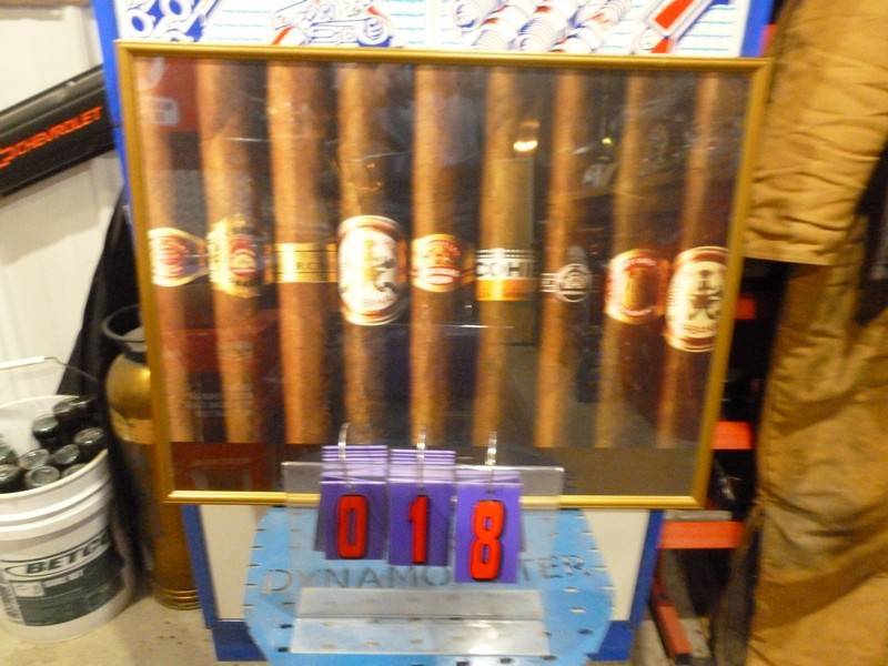 SnS Auctions # 297 Sporting goods, Beers signs & Misc.