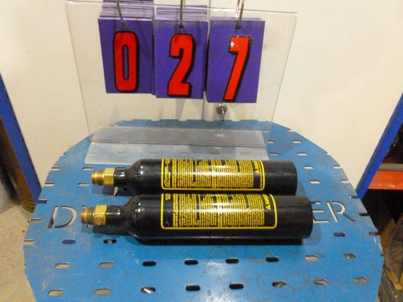 SnS Auctions # 297 Sporting goods, Beers signs & Misc.