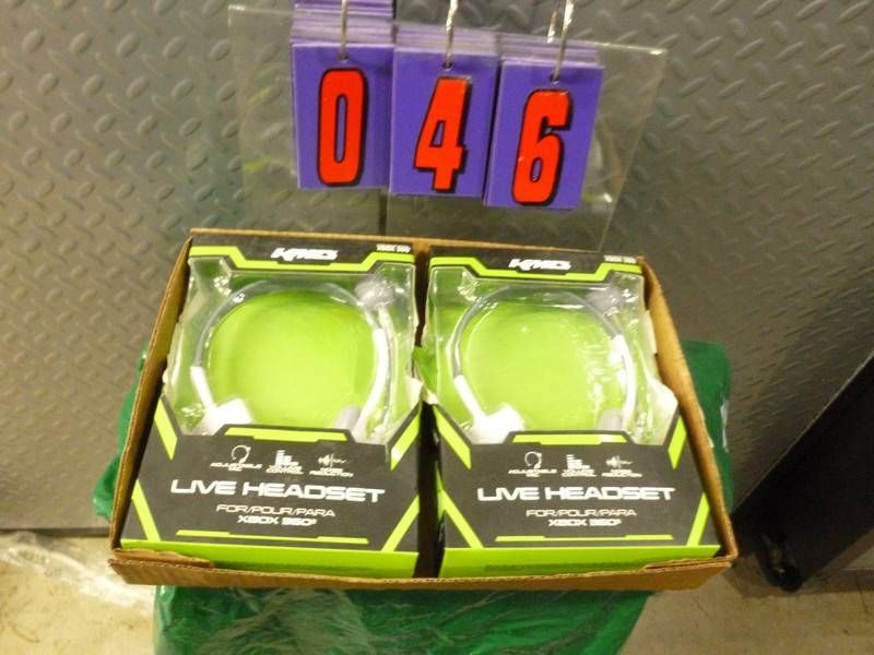 SnS Auctions # 297 Sporting goods, Beers signs & Misc.