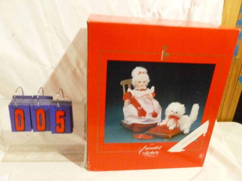 SnS Auctions # 298 Christmas animated figures & displays.