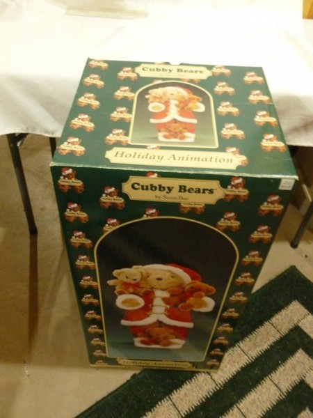 SnS Auctions # 298 Christmas animated figures & displays.