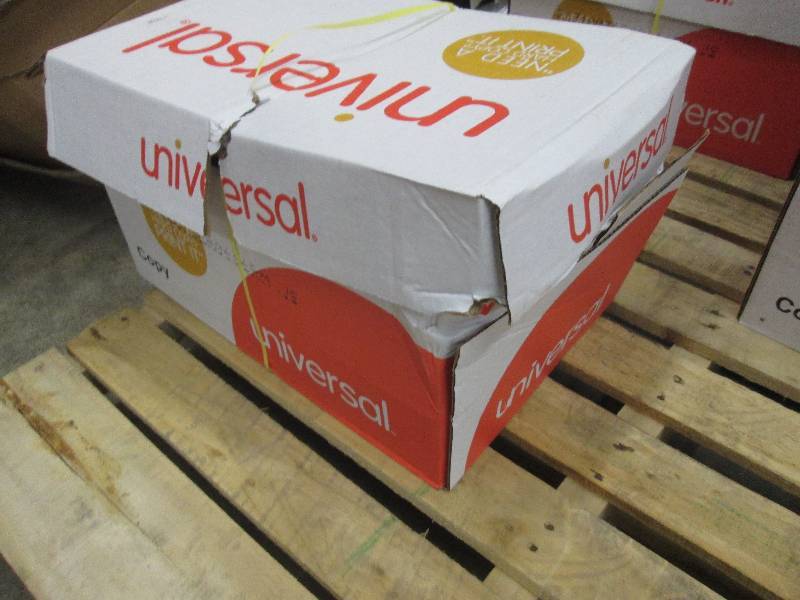 Case of Universal 20 lb 8.5x11 Prin...