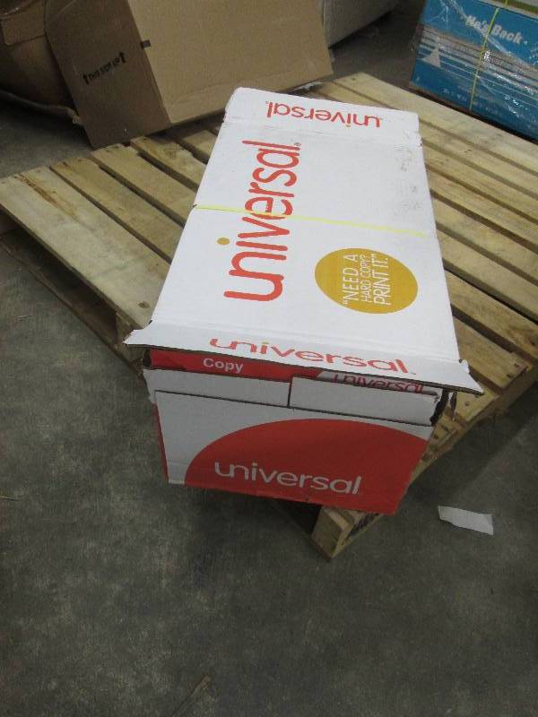 Case of Universal 20 lb 8.5x11 Prin...