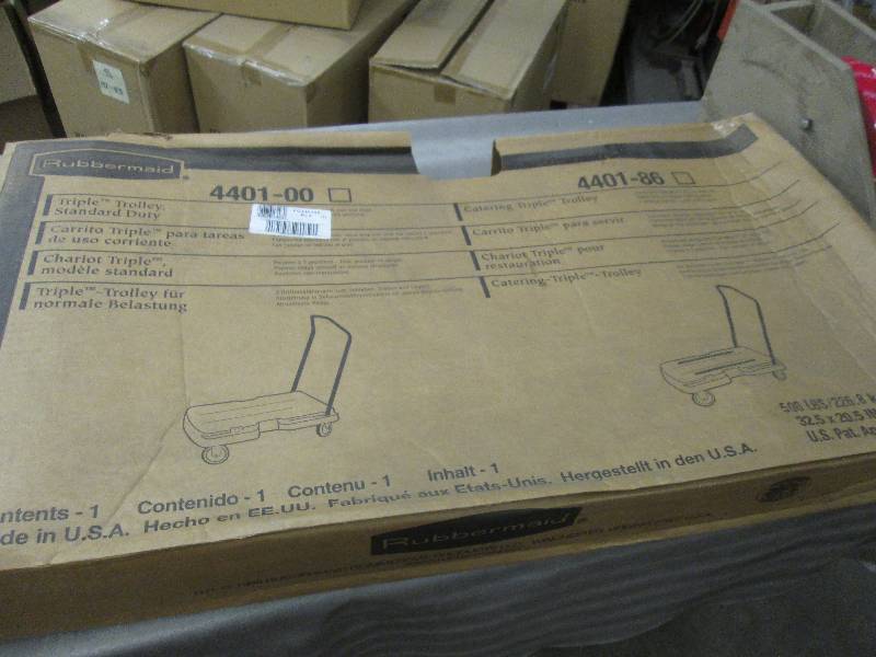 Rubbermaid Commercial Triple Trolle...
