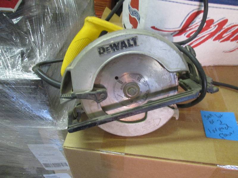 Dewalt Corded Saw...