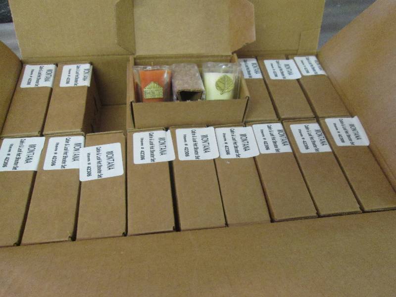 Case of 18 Sets of Leaf & Cabin Sce...