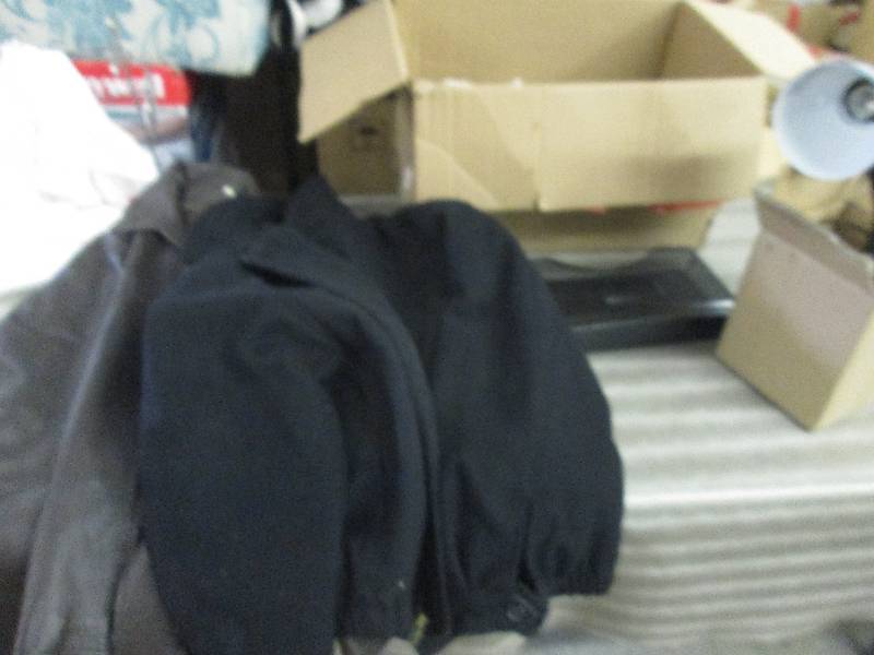 Mixed Lot  3 Mop Heads, Desk Lamp,...