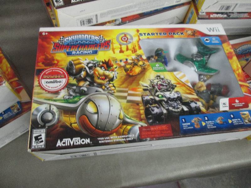 Lot of 2 Wii Skylanders Supercharge...