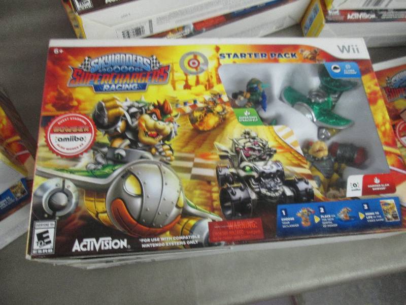 Lot of 2 Wii Skylanders Supercharge...
