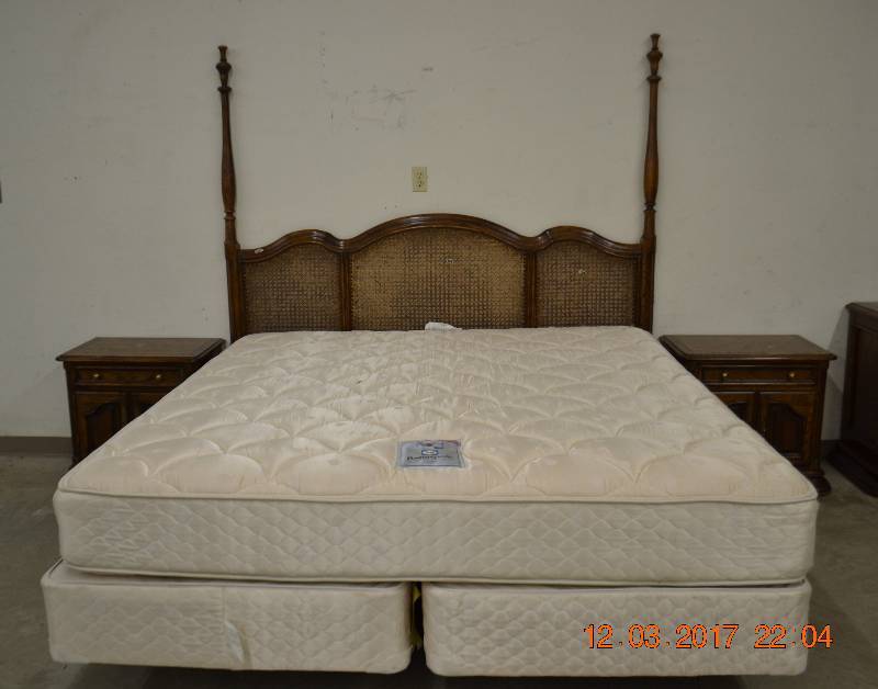 lot 36 image: Kingsize HeadboardSplit boxspring, matress if want and 2 end tables