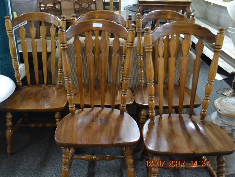 lot 42 image: 5 Heavy Wood Chairs