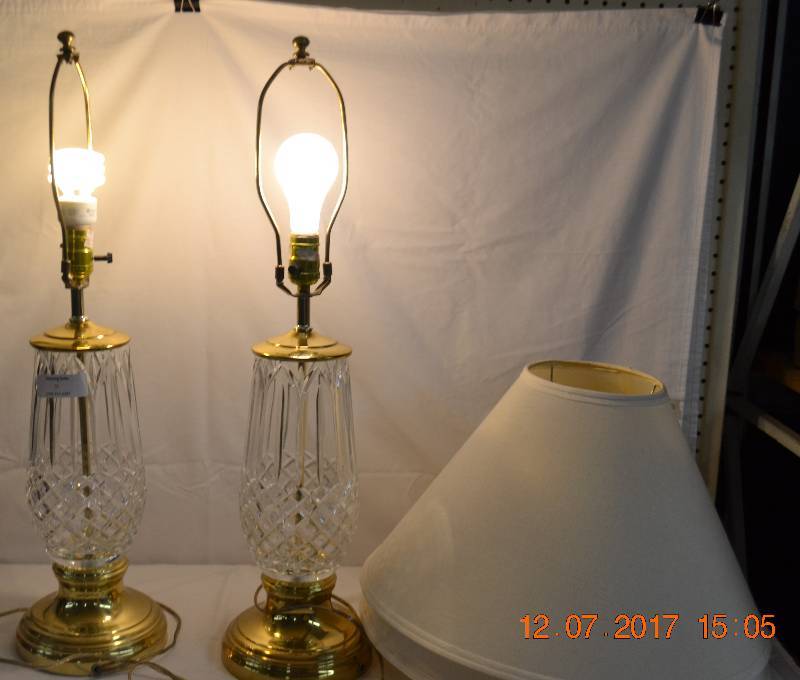 lot 50 image: Lamps Pair to Go