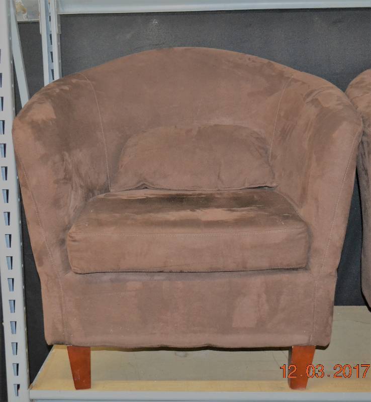 lot 1 image: Chair Faux Suede Brown