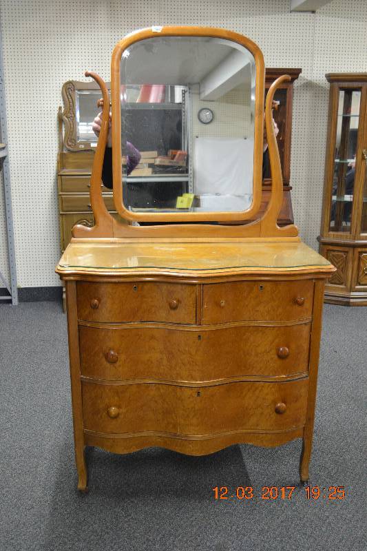 Antique Dresser And Mirror Looks Like Birds Eye Maple Furniture