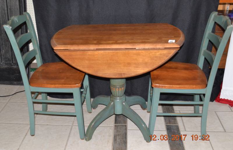 lot 16 image: Small Drop Leaf Table and 2 Chairs